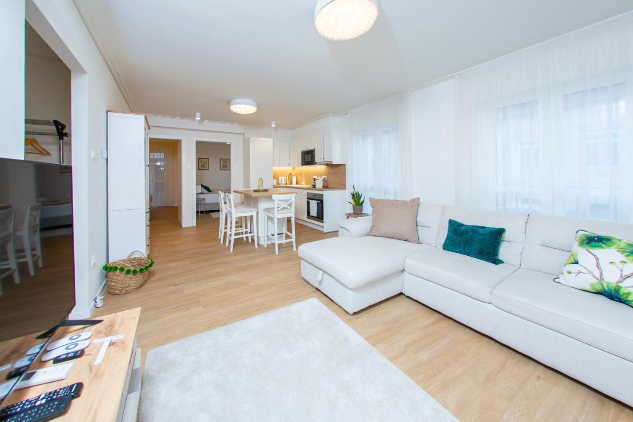 Cosy Inner City Getaway Bestern Σέγκεντ Εξωτερικό φωτογραφία